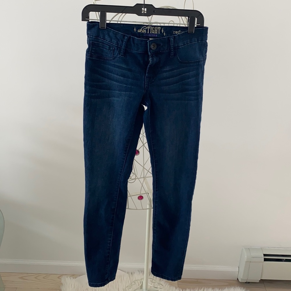 CHARLOTTE RUSSE REFUGE “SkinTight Leggings” Jeans